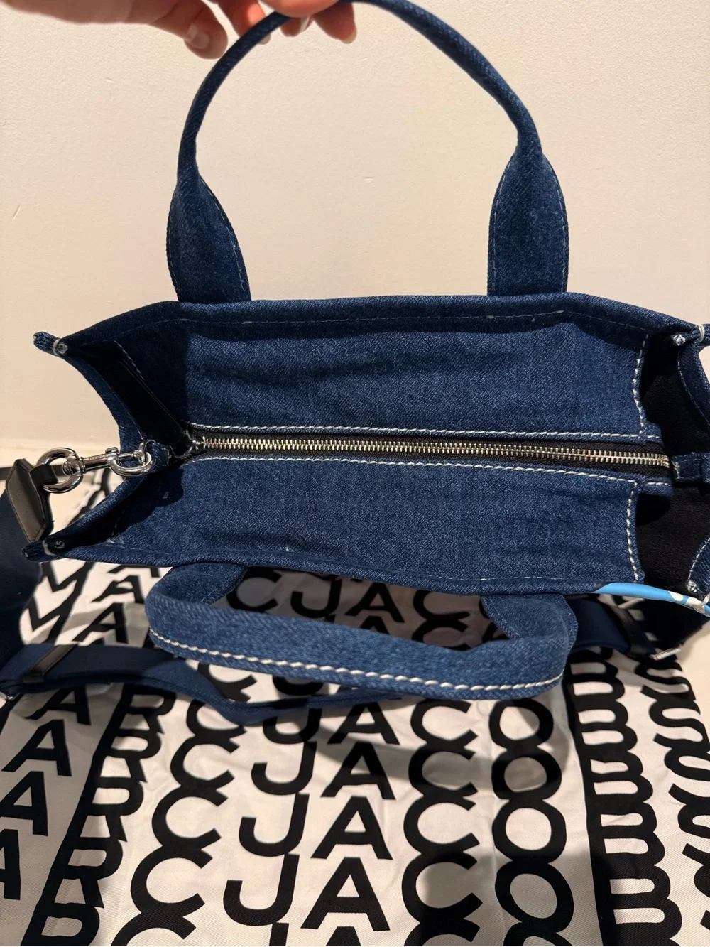 NWT Marc Jacobs medium joy the tote bag - Picture 5 of 8